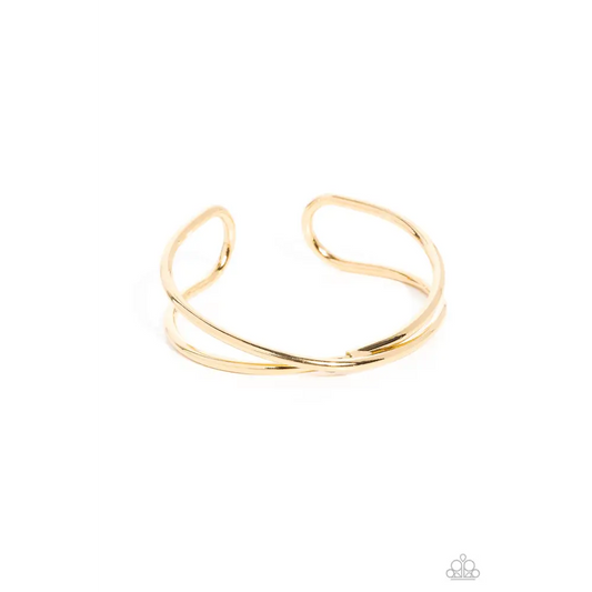 Teasing Twist - Gold Bracelet - Bracelets