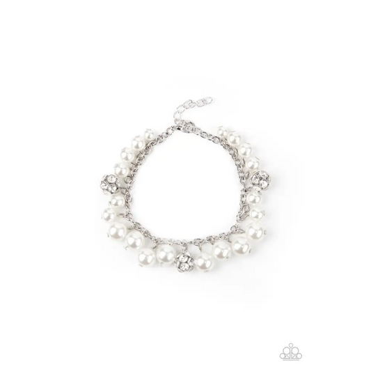 The GRANDEUR Tour - White Bracelet - Bracelets