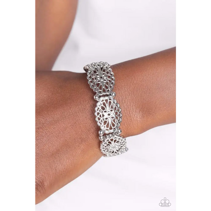 Curly Chic - Silver Bracelet - Bracelets