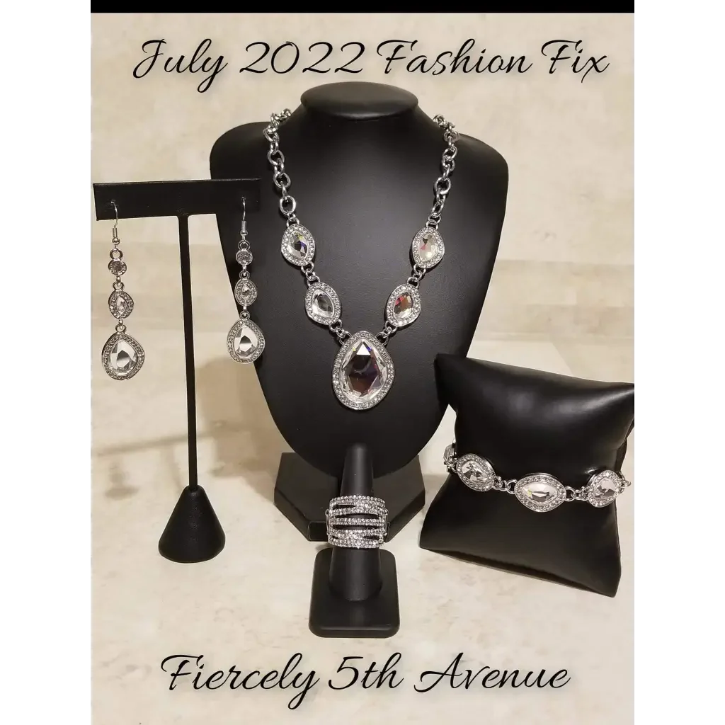 Fiercely 5th Avenue - July 2022 - Deb's Jazzy Jems