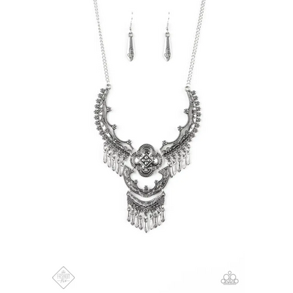 Rogue Vogue - Silver Necklace - Necklaces