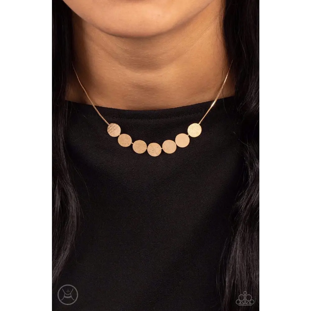 Slimmer Glimmer - Gold Necklace - Necklaces